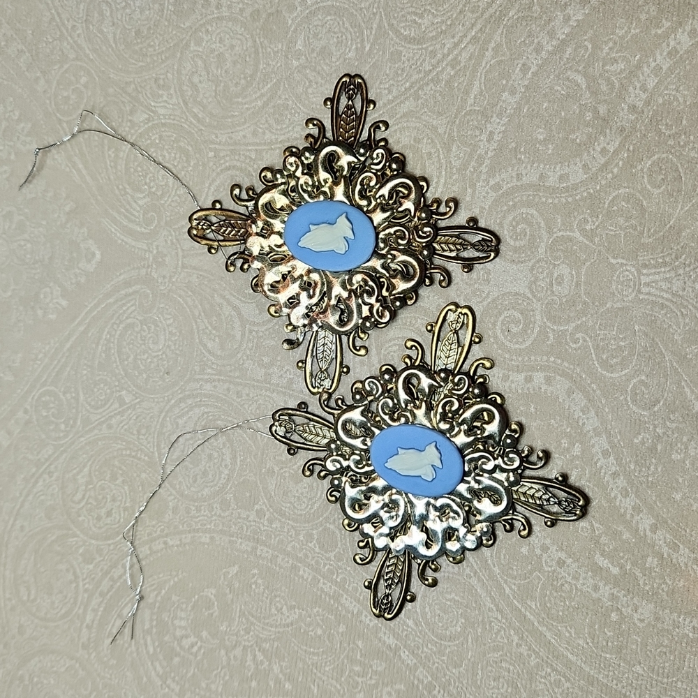 HANDMADE praying hands cameo ornaments.  So pretty!